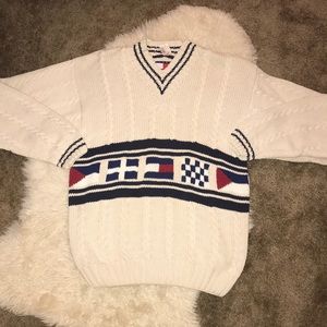 Tommy Hilfiger sweater